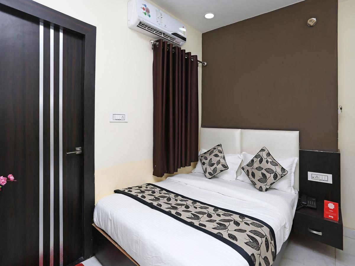 Oyo 10589 Laxmi Guest House グワーリヤル エクステリア 写真