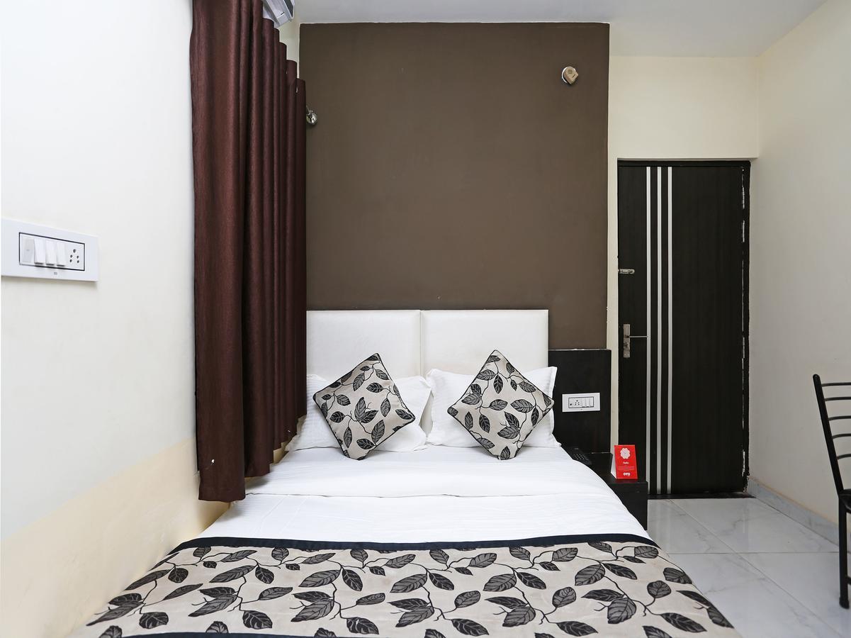 Oyo 10589 Laxmi Guest House グワーリヤル エクステリア 写真
