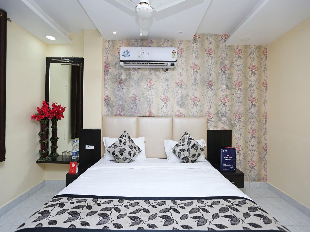 Oyo 10589 Laxmi Guest House グワーリヤル エクステリア 写真